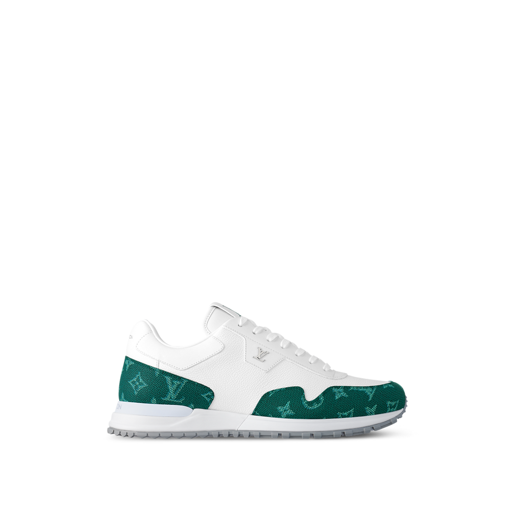 Sneaker Run Away - #10
