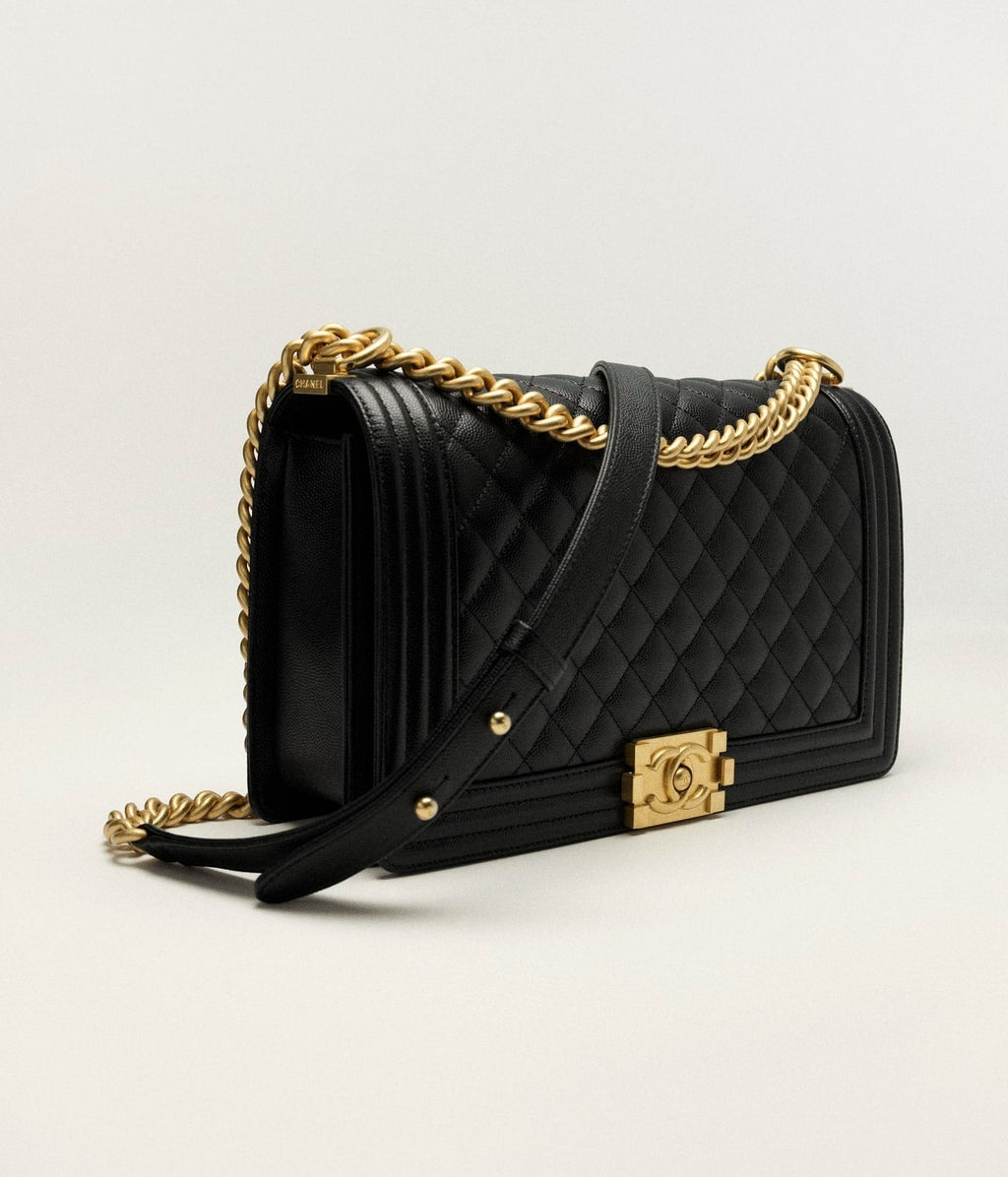 GRAND SAC BOY CHANEL