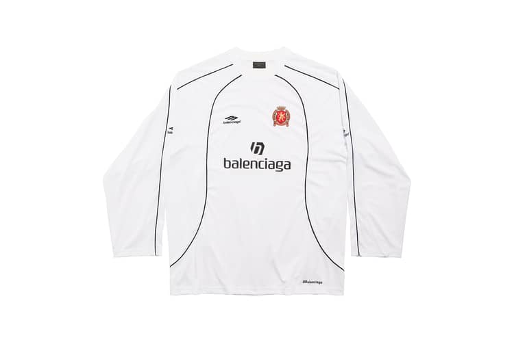 T-shirt de football surdimensionné - #1