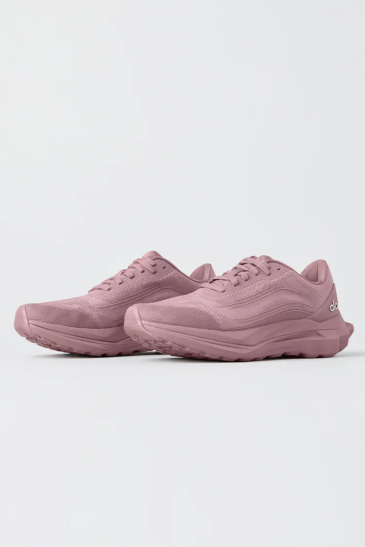Alo runner pink moon
