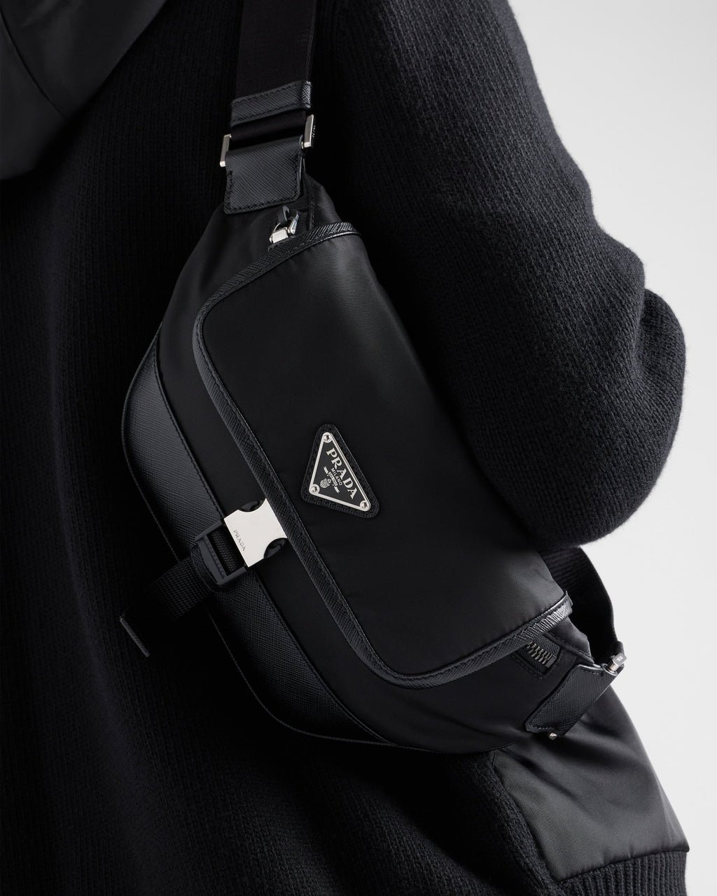 Sac porté épaule en Re-Nylon et cuir Saffiano - #11