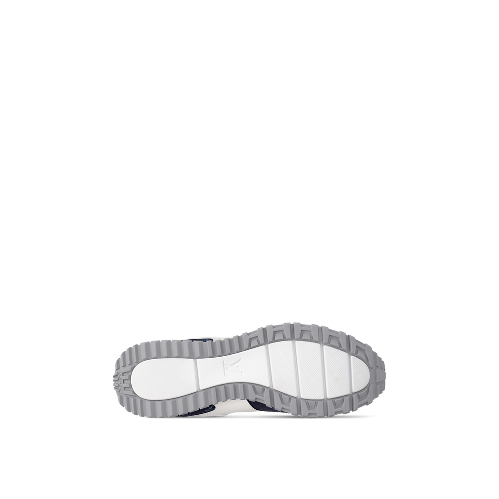 Sneaker Run Away - #11