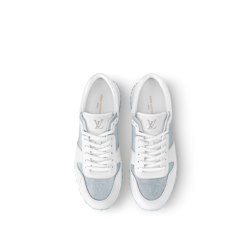Sneaker Run Away - #7