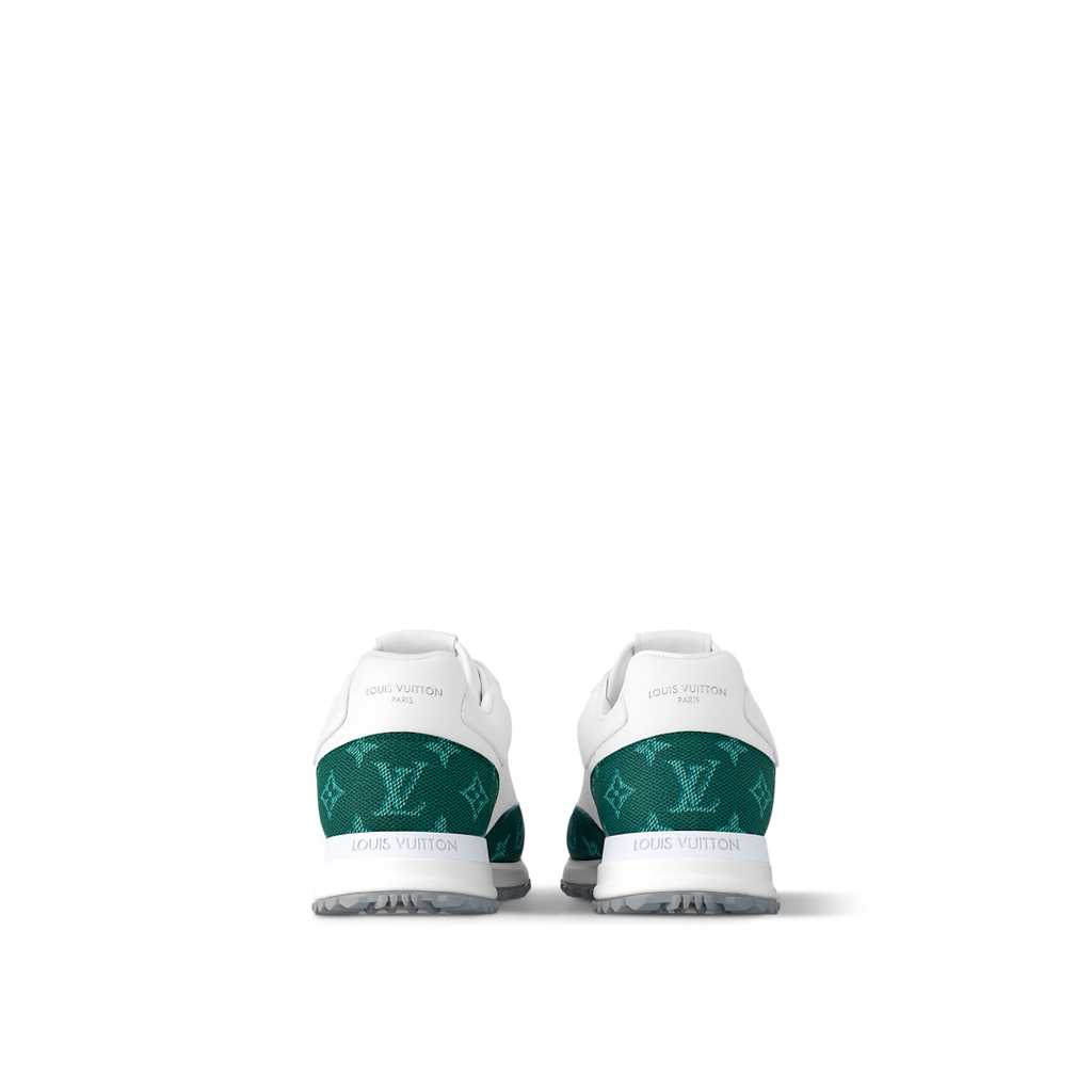 Sneaker Run Away - #10