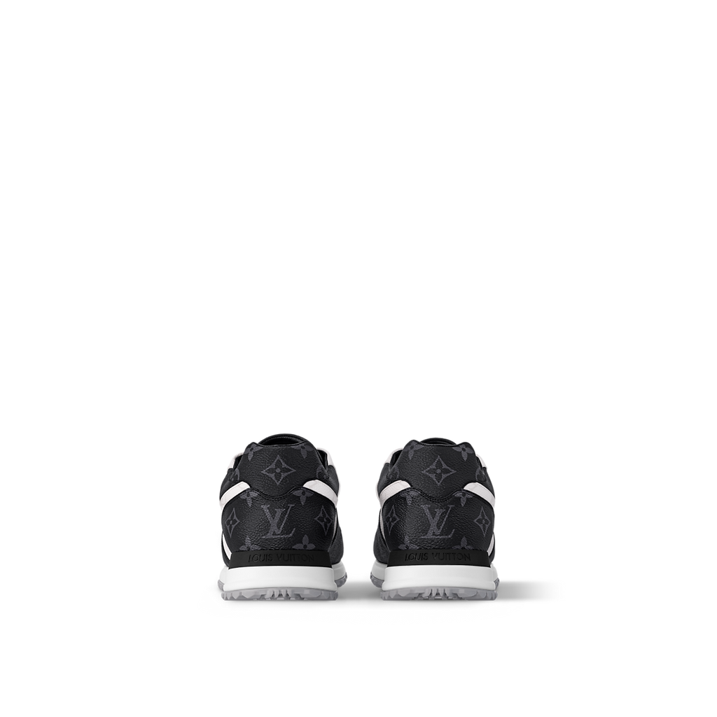 Sneaker Run Away - #1