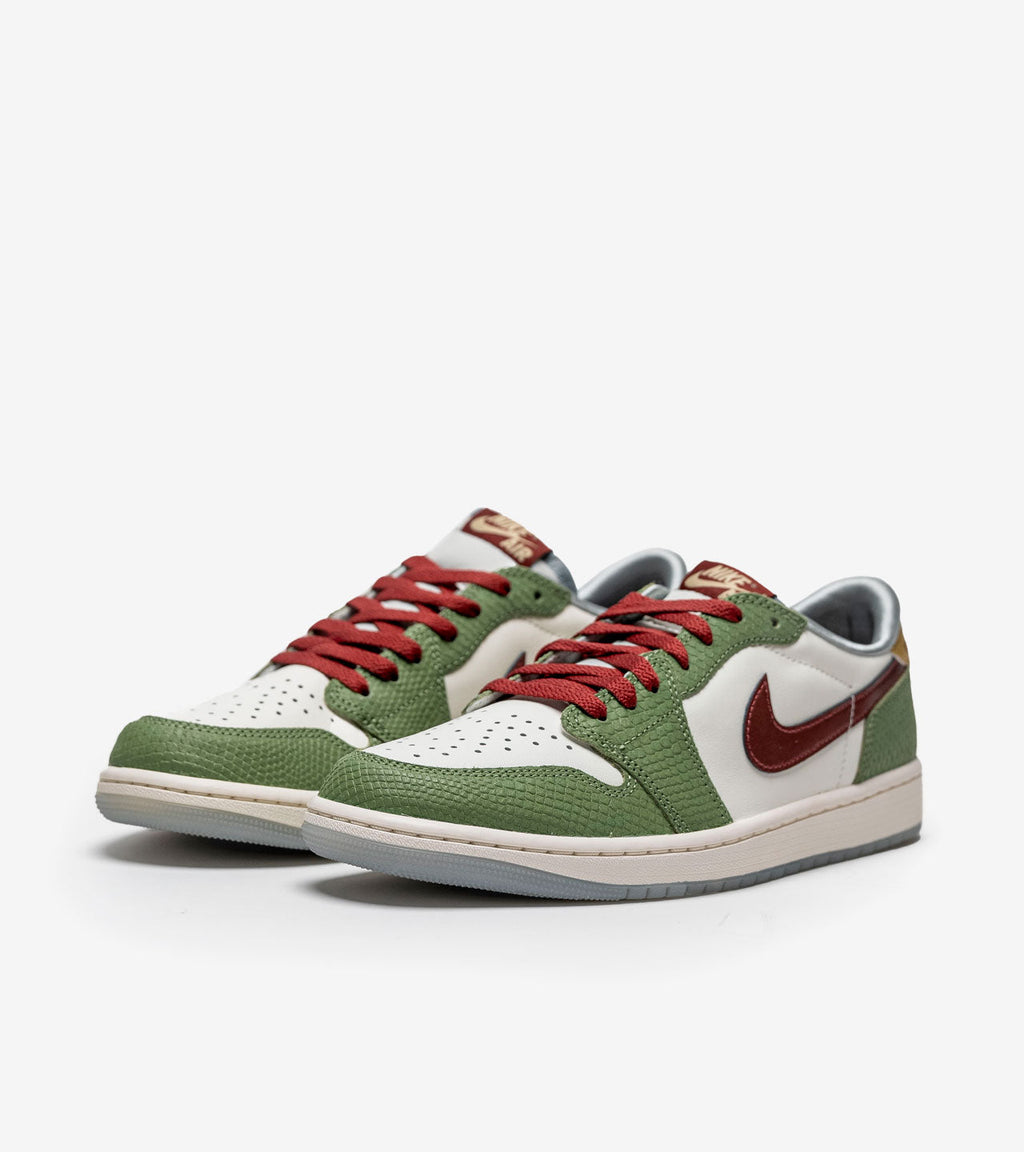Air Jordan 1 Retro Low OG Year of the Dragon (2024)