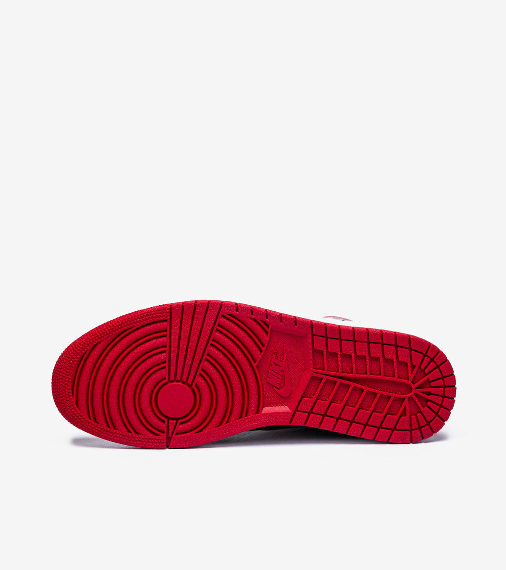 Air Jordan 1 Retro High OG Patent Bred